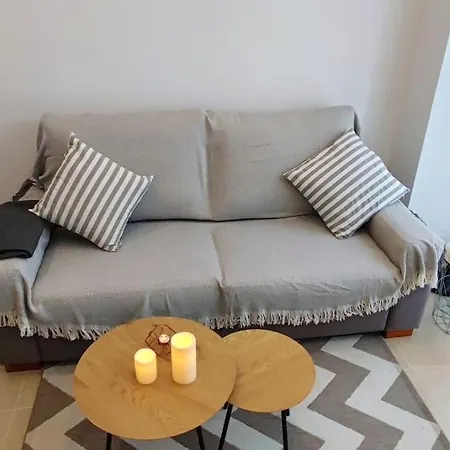 Estudio Moderno En Barrio Tipico Cordobes